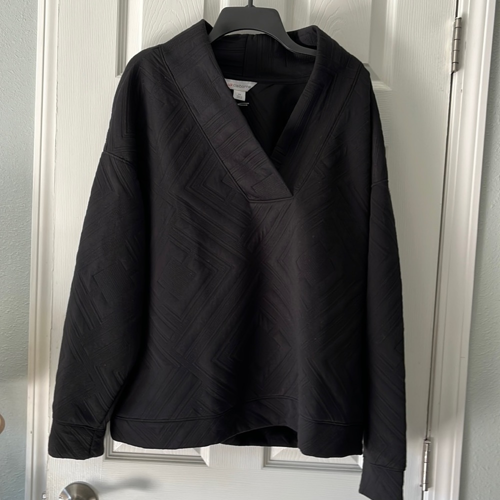 Liz Claiborne plus size V neck pullover top